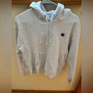 Women’s Champion sweatshirt